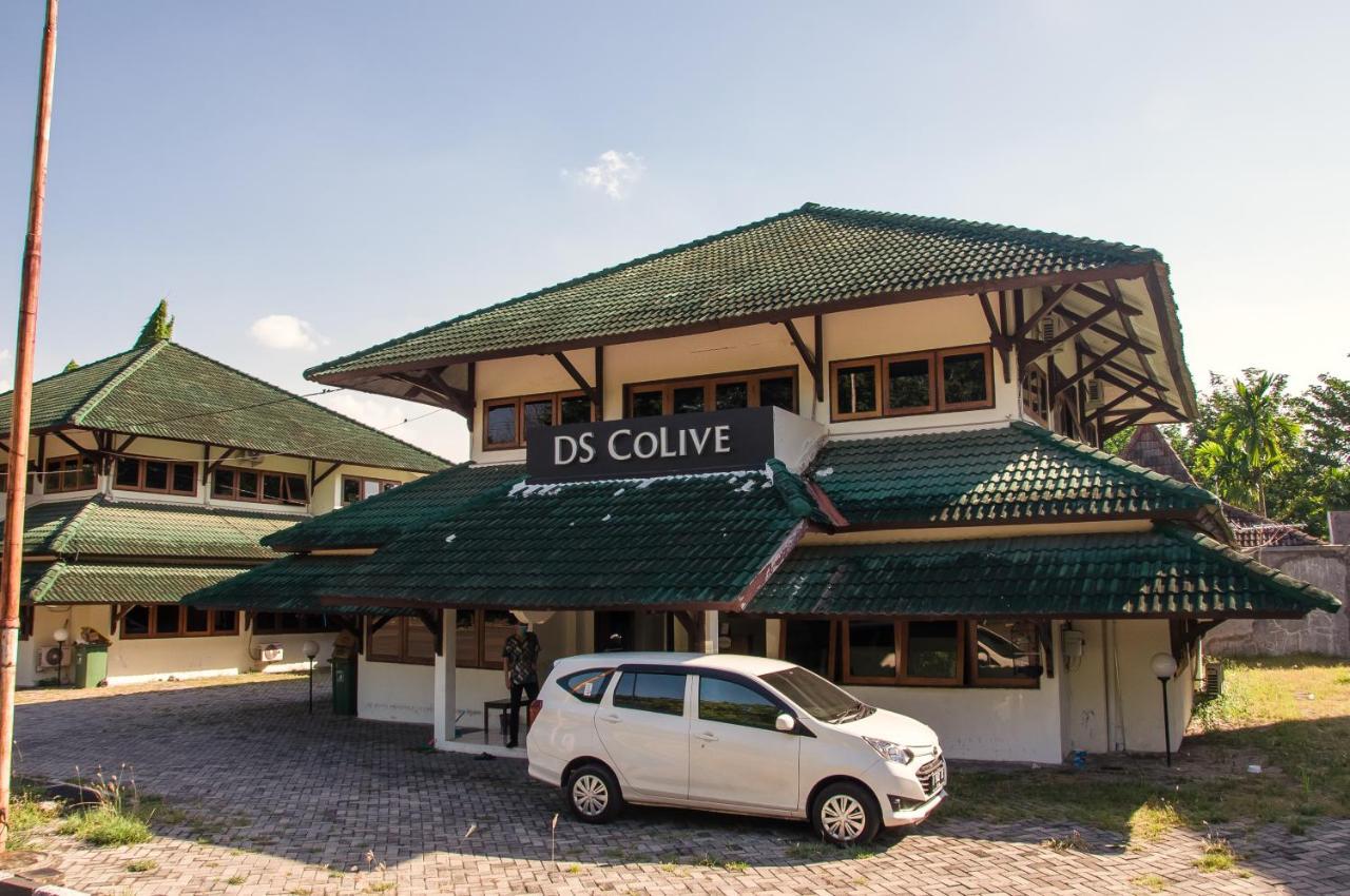 Ds Colive Marina Airport Hotel Semarang Exterior photo